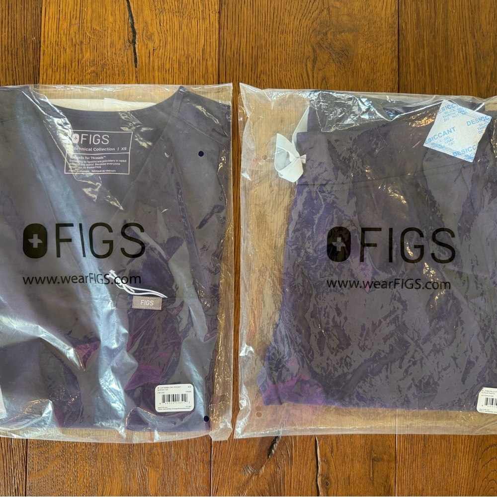 NWT FIGS Space Jam scrub set